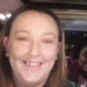 Meet your Posher, Deena